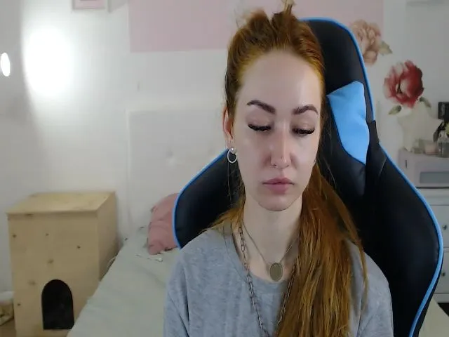 Live sex webcam photo for CassidyShine #259390081