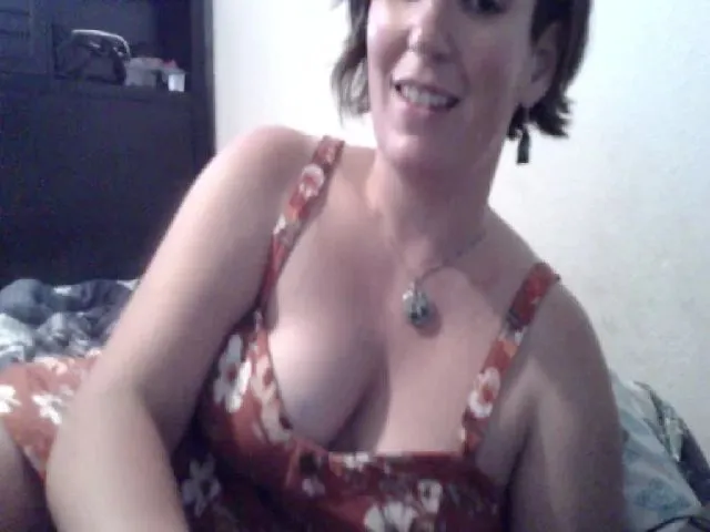 Live sex webcam photo for AngiePolerina #253153303