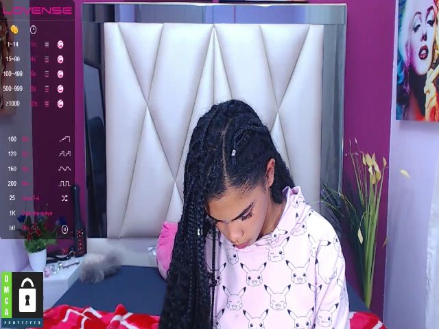 Live sex webcam photo for Tiana_James1 #264829064