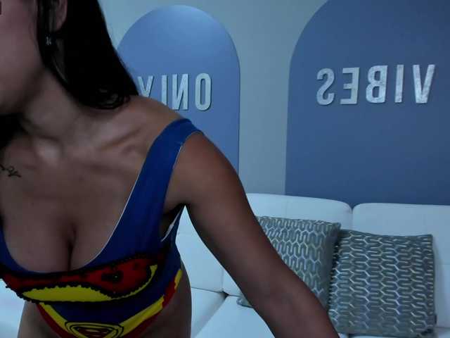 Live sex webcam photo for AlexaField #287990946