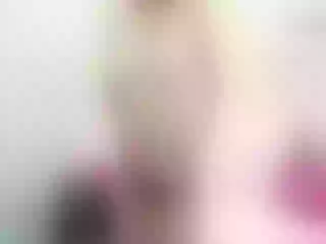 Live sex webcam photo for FeralBerry78 #260538699