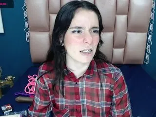 Live sex webcam photo for AlieJones #240832982