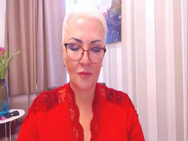 Live sex webcam photo for LadyXAnna #260484924
