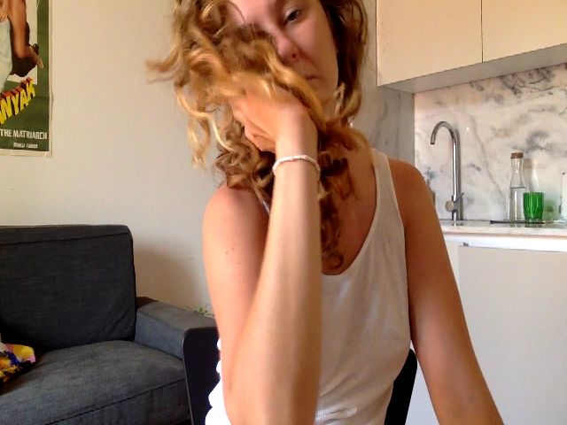 Live sex webcam photo for lanatomatoes #265485321