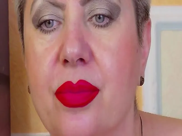 Live sex webcam photo for LADY__POSH #256608275