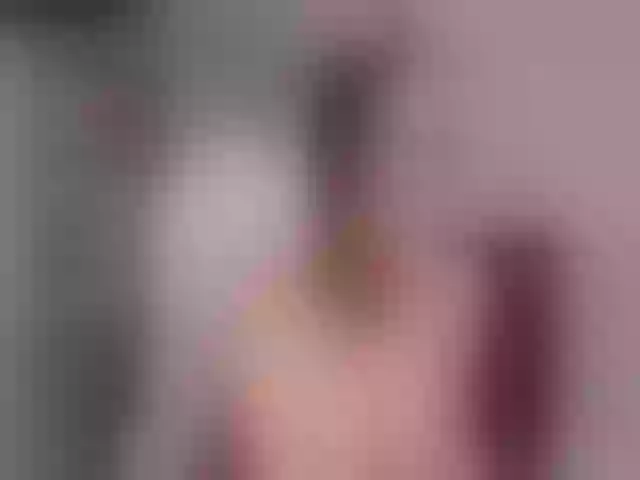 Live sex webcam photo for Sun_kissed1 #263564193