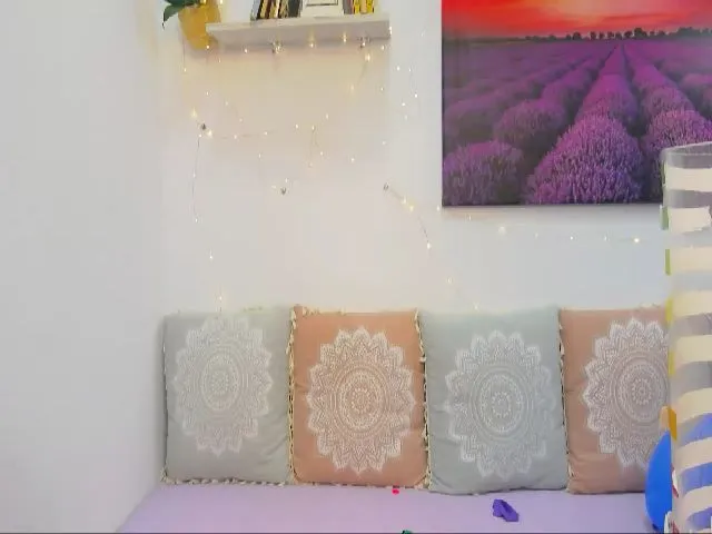 Live sex webcam photo for MaraW #264980861