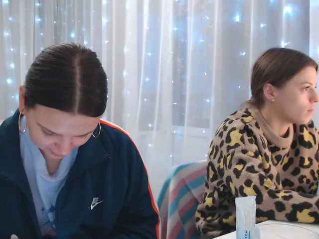 Live sex webcam photo for BugaGirls #241005560