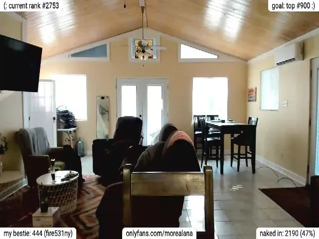 Live sex webcam photo for Alana #257191416