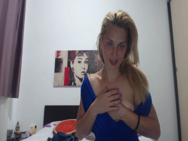 Live sex webcam photo for MonicaDiamond #254608525