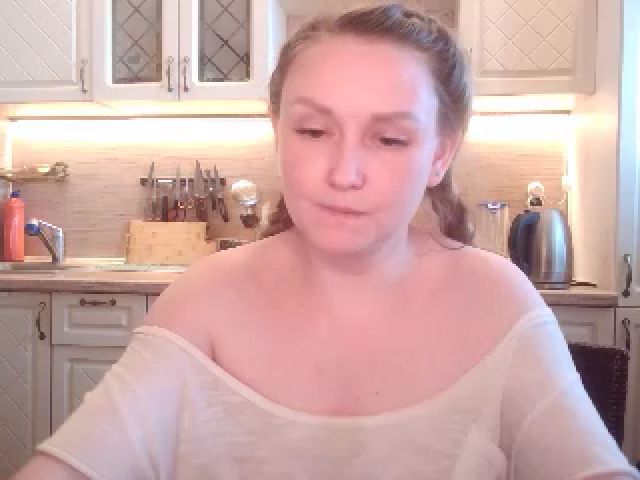 Live sex webcam photo for JaneGrey111 #252765457