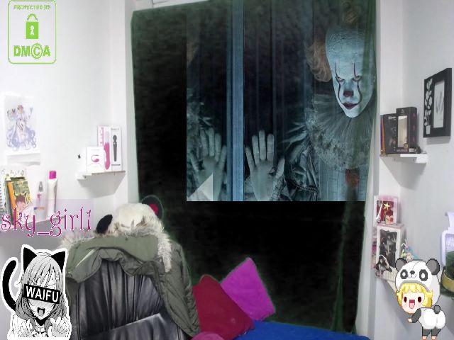 Live sex webcam photo for Sky_girl1 #258935424