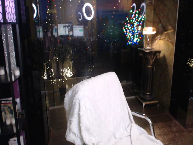 Live sex webcam photo for Missxanabelle #258673939