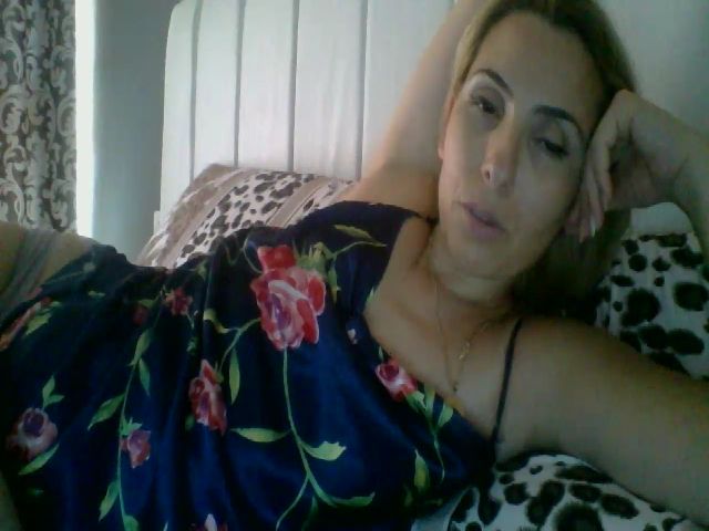 Live sex webcam photo for madamm #258605478