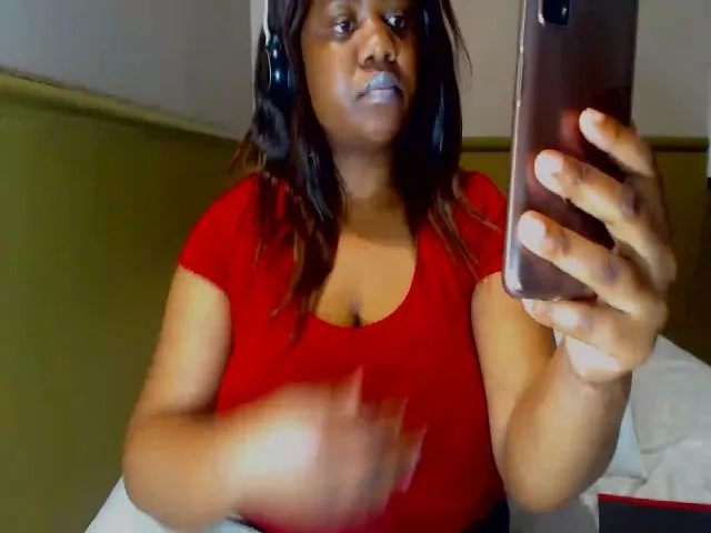 Live sex webcam photo for Explodeinmex #253419788