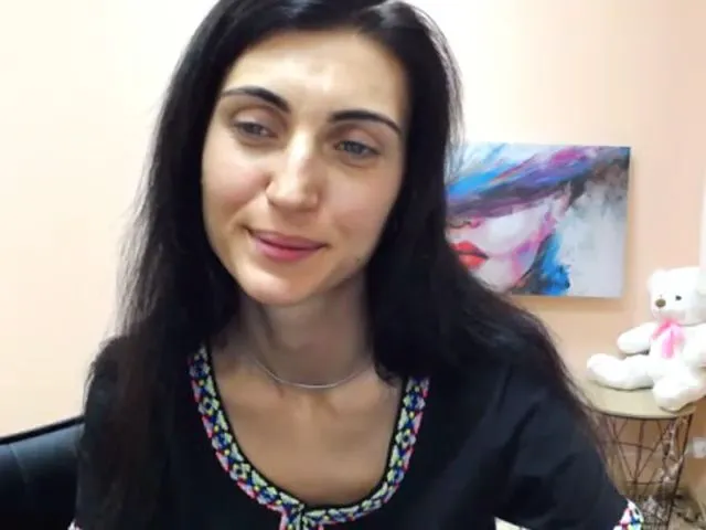 Live sex webcam photo for Miss_Vivian #263206659