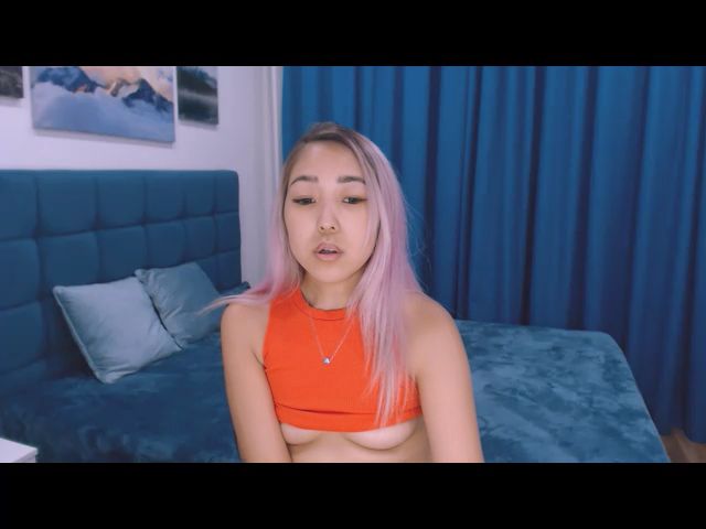 Live sex webcam photo for ArinaTigress #259186657