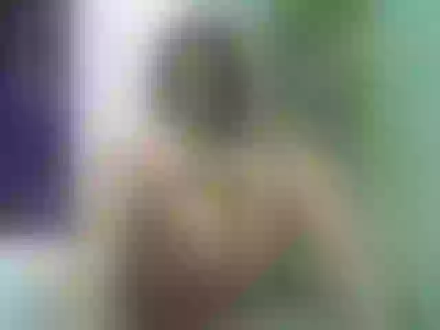 Live sex webcam photo for violet_cortes #260539308