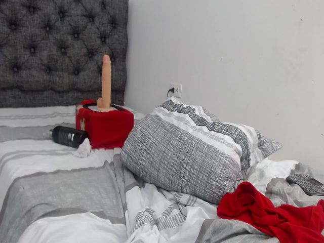 Live sex webcam photo for Andrea_greey #255821610