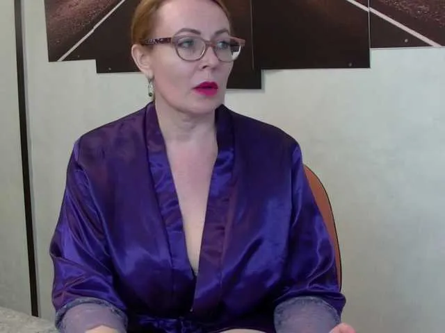 Live sex webcam photo for IvettaShine #247165466