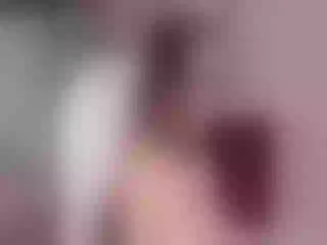 Live sex webcam photo for Sun_kissed1 #262576915