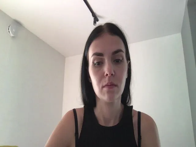 Live sex webcam photo for AdriaPretty #259960068