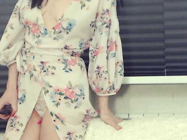 Live sex webcam photo for Drakulaura1 #241069083