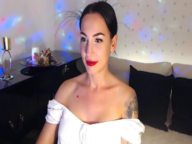 Live sex webcam photo for RubinRosey #259429318