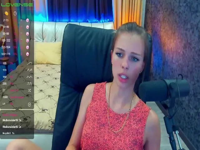 Live sex webcam photo for MariaCharming #263803835