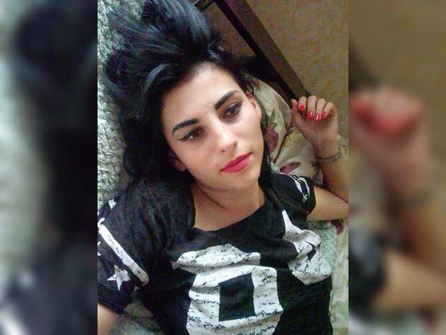 Live sex webcam photo for Polly40 #259926335