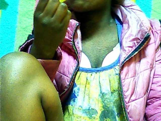 Live sex webcam photo for mastirbi #254120418