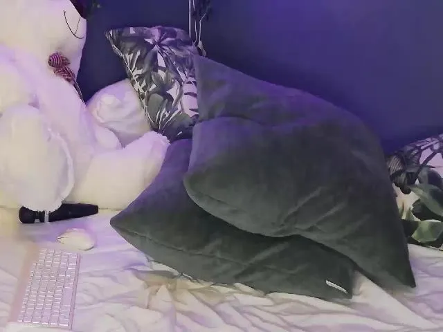 Live sex webcam photo for Alexajoyy #255144150