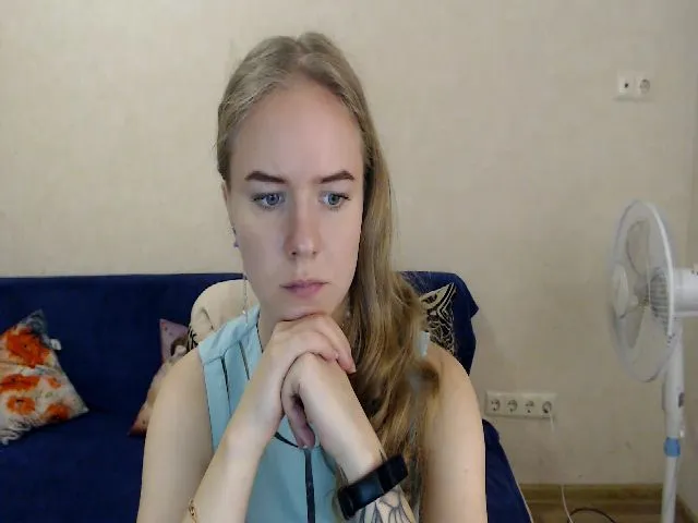 Live sex webcam photo for Limana_xo #258766826