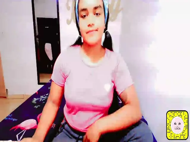 Live sex webcam photo for xxiomy_ #259607451