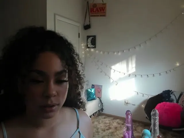 Live sex webcam photo for maxineegibson #262365584