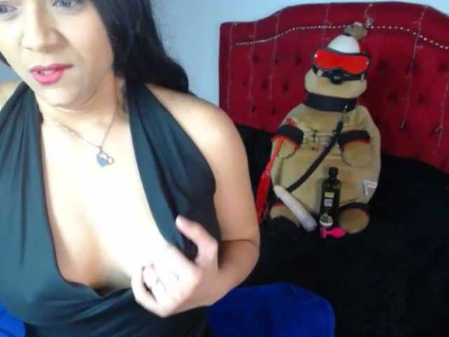 Live sex webcam photo for goldbutterfly #240945559