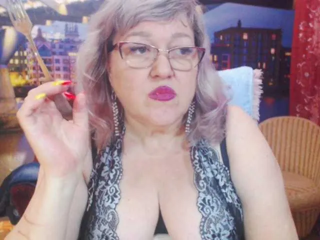 Live sex webcam photo for StarMarmelada #250855114