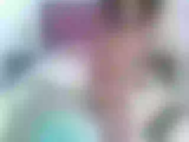 Live sex webcam photo for mackenzie- #241106756