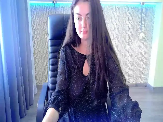Live sex webcam photo for VictoriaFae #257423439