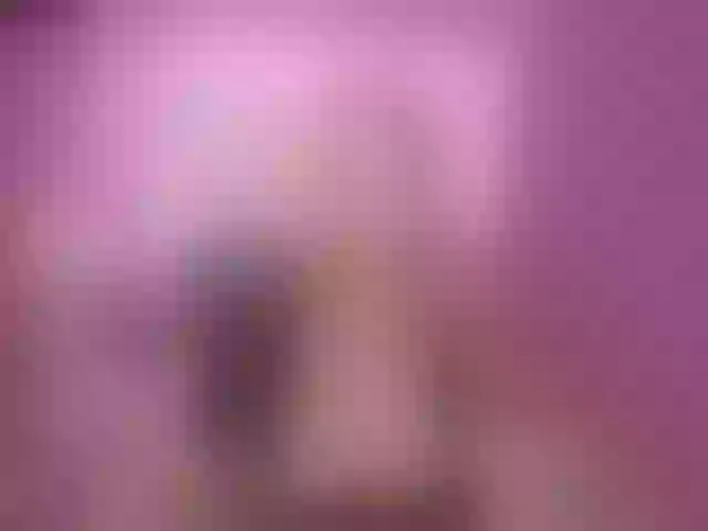 Live sex webcam photo for PtiMermaid #255209516