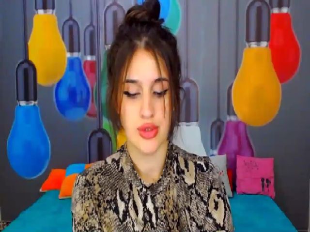 Live sex webcam photo for BennetLorin__ #256424423