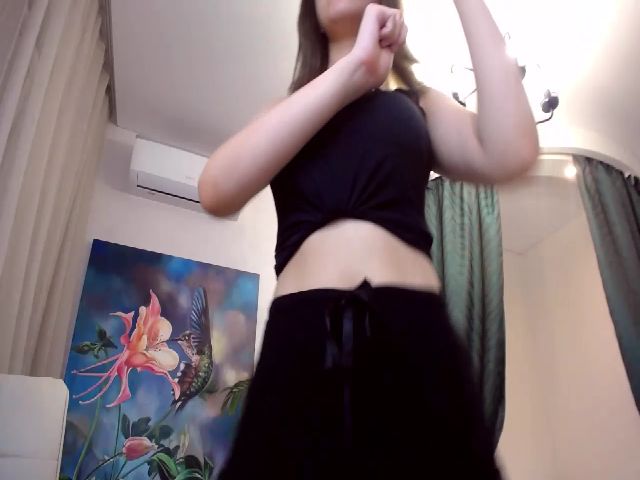 Live sex webcam photo for SolveMysecret #254272345