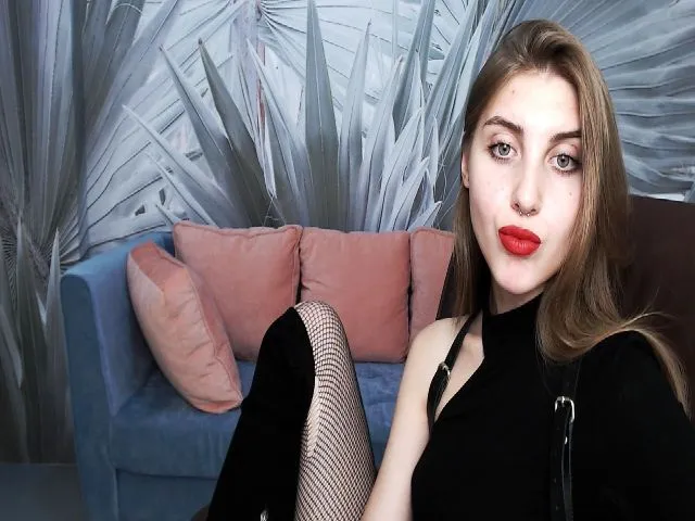 Live sex webcam photo for CassiaBlade #263845248