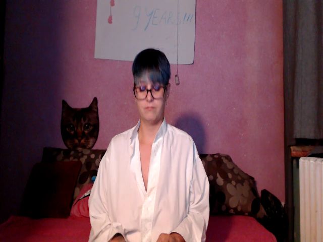 Live sex webcam photo for IamMiky #257814831