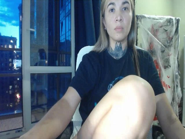 Live sex webcam photo for Angie_Wild #255422201