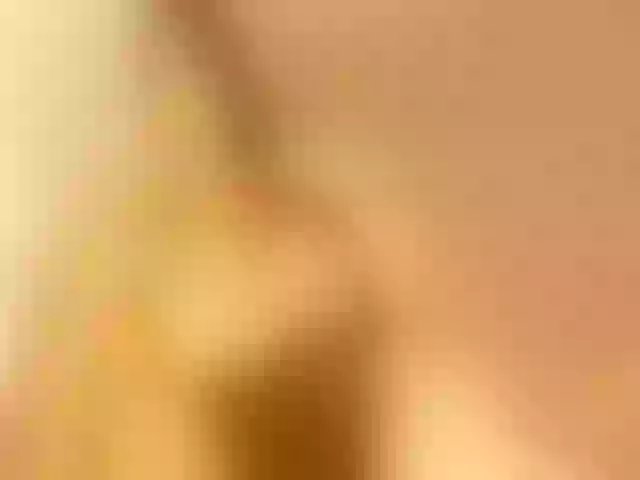 Live sex webcam photo for Prettyebanoxx #264775765