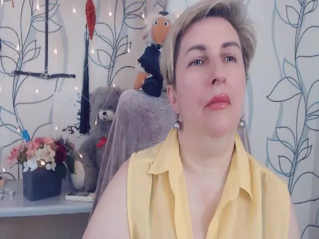 Live sex webcam photo for DepravedMadam #252991897