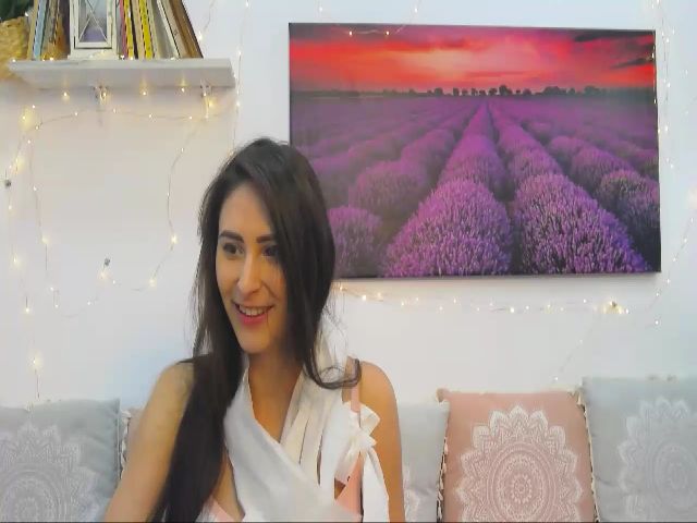 Live sex webcam photo for MaraW #252867903