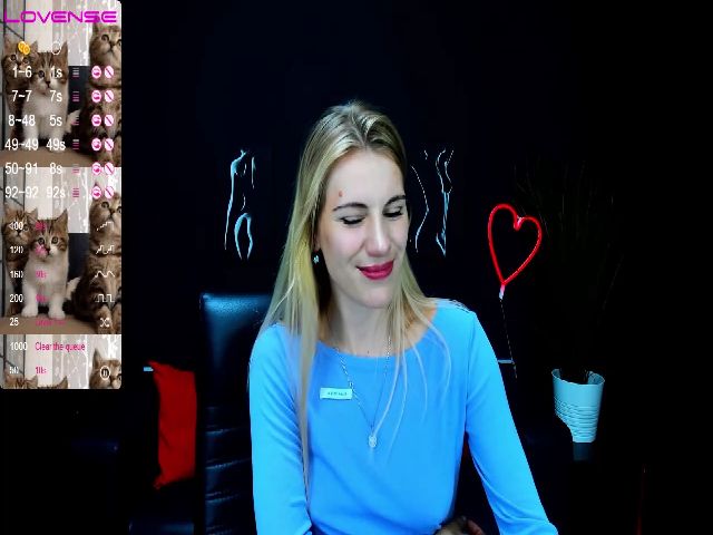 Live sex webcam photo for LiliManchest #258816271