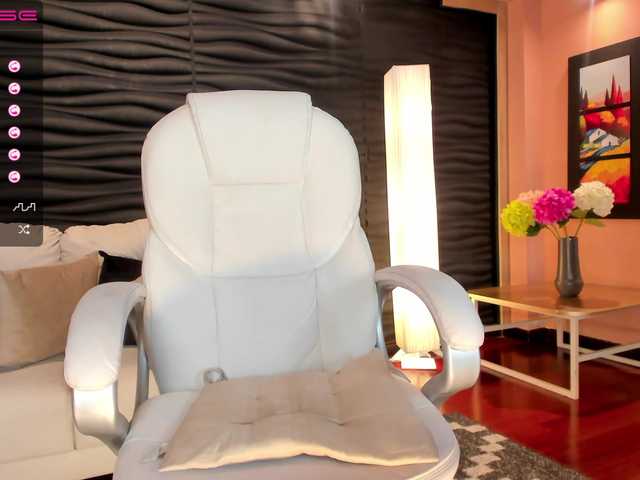 Live sex webcam photo for AlexaField #287991055